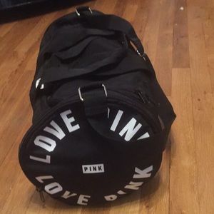 Vs Pink duffle